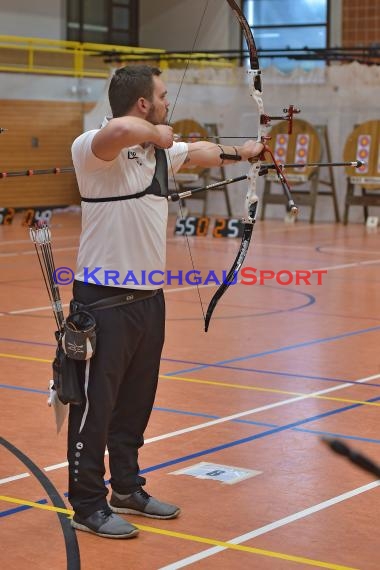 Bogen 2. Bundesliga Süd KKS Reihen in KA-Hohenwettersbach Lustgartenhalle  (© Siegfried Lörz)