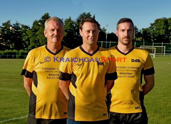 Fussball Regional Saison 2016/17 Spieler-Trainer-Funktionäre (© Fotostand / Loerz)