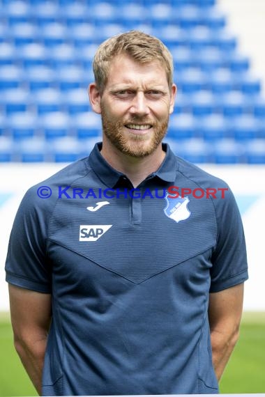 1.BL - 19/20 - TSG 1899 Hoffenheim - Mannschaftsfoto (© Fotostand / Loerz)