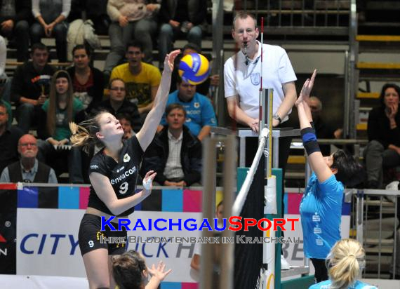 10.03.2012 1.Volleyball Bundesliga Damen Saison 2011/12 envacom volleys sinsheim gegen SC Schwerin in der Messehalle 6 in Sinsheim. (© 31)
