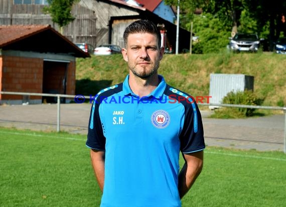 Saison 2018/19 SV Adelshofen Mannschaftsfoto (© Kraichgausport / Loerz)