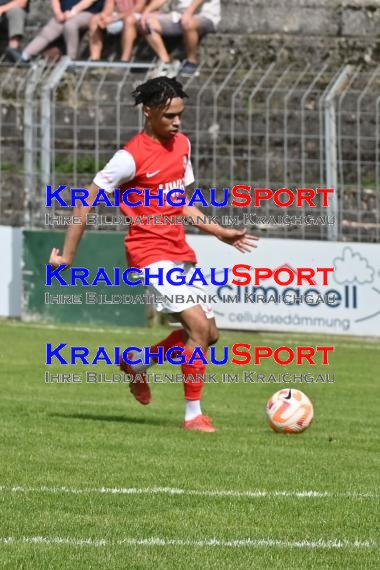 Verbandsliga-VfB-Epoingen-vs-TSG-Weinheim (© Siegfried Lörz)