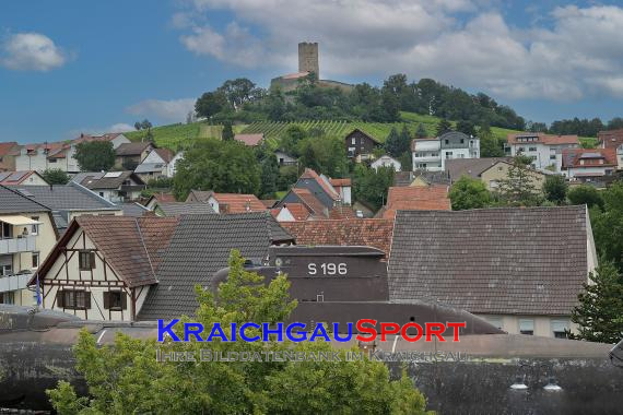 U-Boot-Transport-durch-Hilsbach-und-Weiler (© Siegfried Lörz)