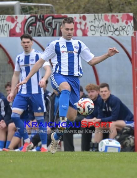 Kreisliga-FC-Weiler-vs-TSV-Helmstadt (&copy; Siegfried Lörz)