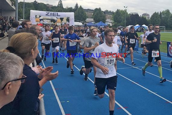 Volksbank Kraichgau Firmenlauf Sinsheim 07.07.2022 (© Siegfried Lörz)