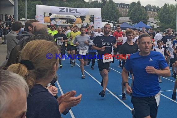 Volksbank Kraichgau Firmenlauf Sinsheim 07.07.2022 (© Siegfried Lörz)